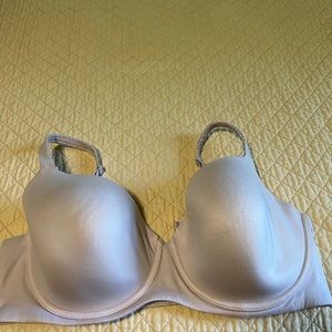 Victoria’s Secret BBV Nude Bra 38 DDD